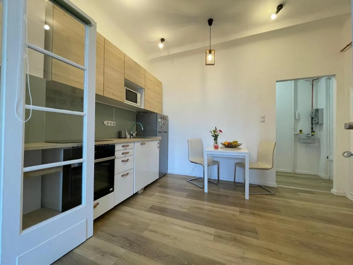 Apartamento Neighbor Of Gellert Spa By Nw Budapeste Hungria